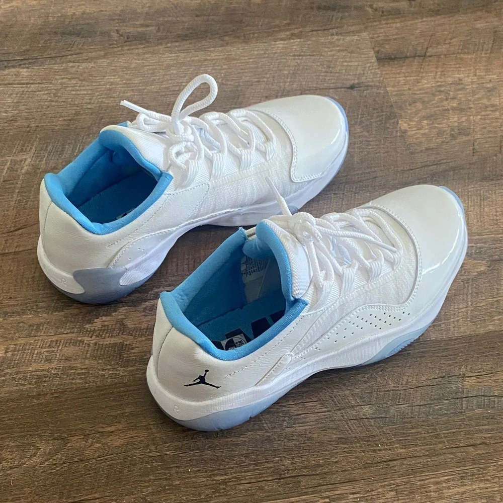 Jordan 11 CMFT Low- EUC